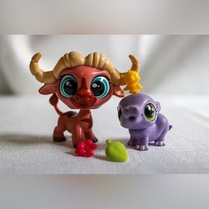 Littlest Pet Shop (Walker Ruffalo #3891 and Hipólito García #3892)